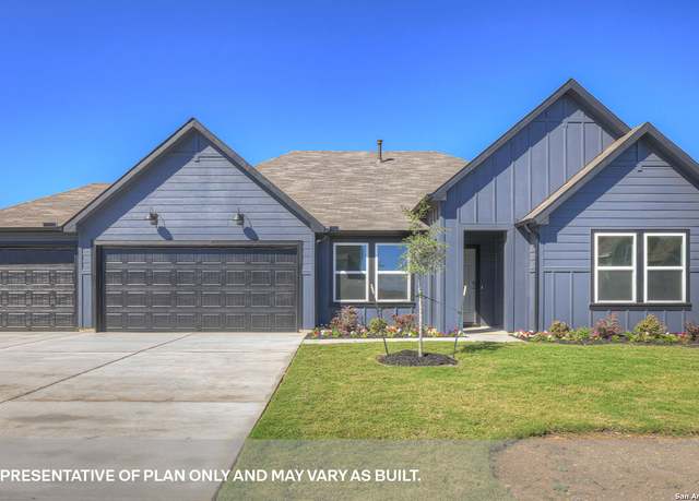 Property at 183 Mallard St, Fredericksburg, TX 78624, 4 beds, 2 baths