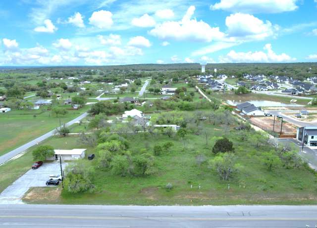 Property at 408 Bluebonnet Rd, La Vernia, TX 78121