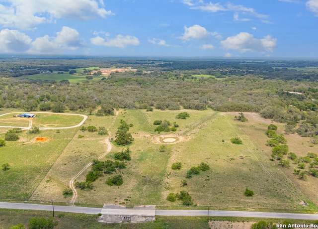 Property at 160 Clear Lk, Poteet, TX 78065