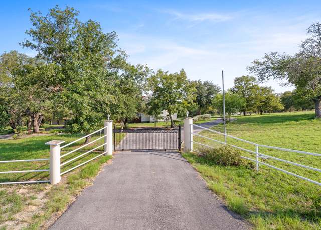 Property at 217 Sky View Dr, Adkins, TX 78101, 4 beds, 2.5 baths