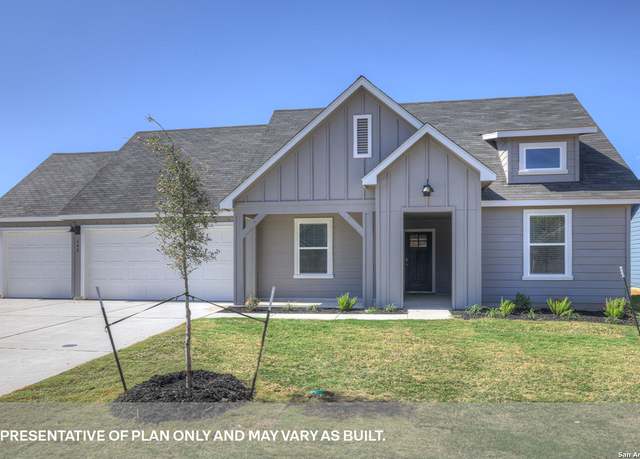 Property at 184 Mallard St, Fredericksburg, TX 78624, 4 beds, 2 baths
