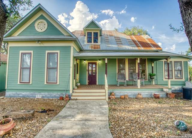 Property at 128 Lee, Utopia, TX 78884, 2 beds, 1 bath