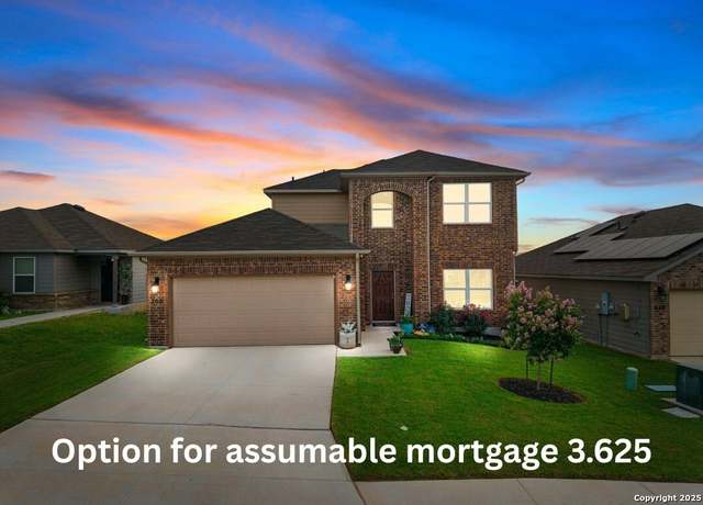 Property at 700 Ridge Vw, Seguin, TX 78155, 4 beds, 2.5 baths