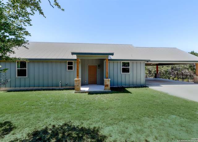 Property at 868 Lakeridge Loop, Lakehills, TX 78063, 2 beds, 2 baths