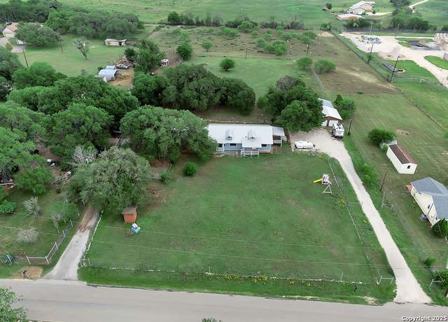 Property at 30040 Leroy Scheel, Bulverde, TX 78163, 3 beds, 2 baths