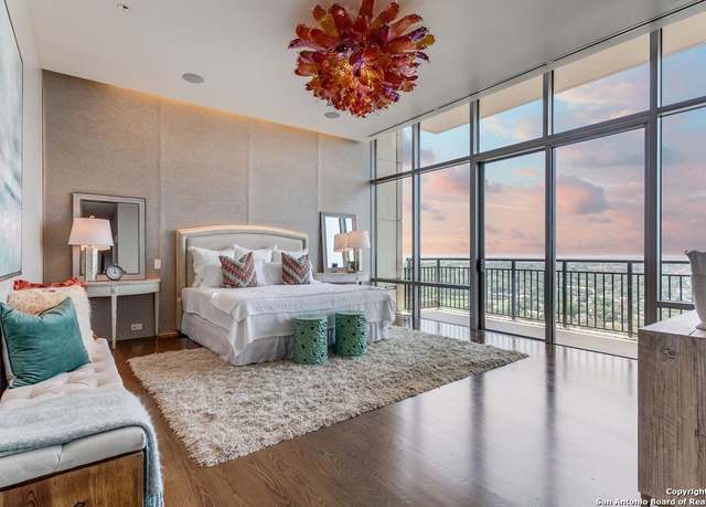 Property at 4242 Broadway #2001, San Antonio, TX 78209, 3 beds, 3.5 baths