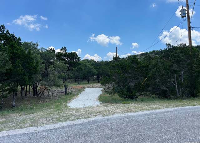 Property at 212 Valley Rdg, Canyon Lake, TX 78133