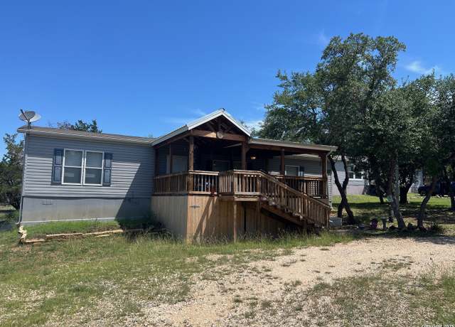 Property at 867 Bambi Ln, Canyon Lake, TX 78133, 3 beds, 2 baths