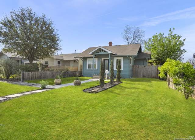 Property at 1214 W Summit, San Antonio, TX 78201, 2 beds, 2 baths