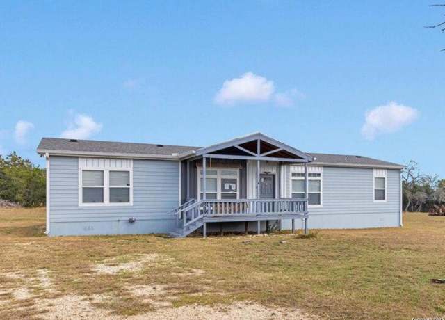 Property at 419 Private Road 1505, Bandera, TX 78003, 3 beds, 2 baths