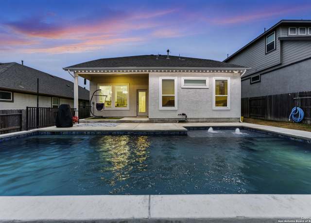 Property at 1506 Escarpment, New Braunfels, TX 78132, 4 beds, 3 baths