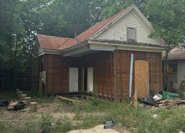Property at 1130 Delaware, San Antonio, TX 78210, 2 beds, 2 baths