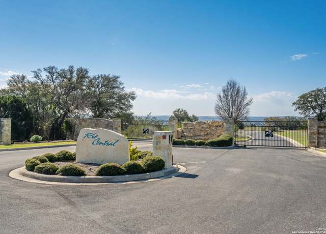 Property at 365 River Clf, Spring Branch, TX 78070