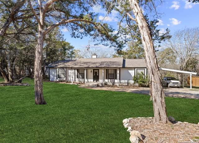 Property at 106 Eagle, Boerne, TX 78006, 3 beds, 2 baths