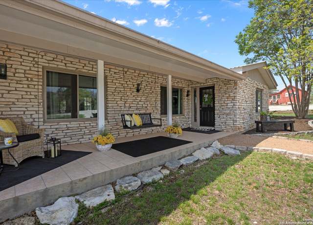 Property at 708A Fm 473, Comfort, TX 78013, 3 beds, 2 baths
