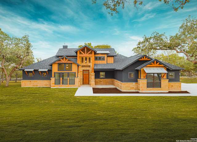 Property at 140 Hondo Rdg, La Vernia, TX 78121, 4 beds, 3.5 baths