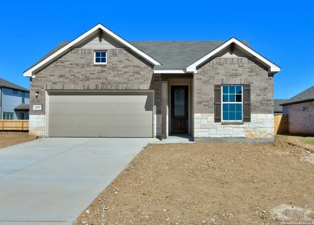 Property at 12815 Hills Plains Dr, Schertz, TX 78108, 4 beds, 2 baths