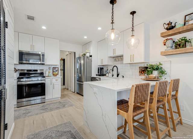 Property at 7500 Callaghan Rd #108, San Antonio, TX 78229, 2 beds, 2 baths