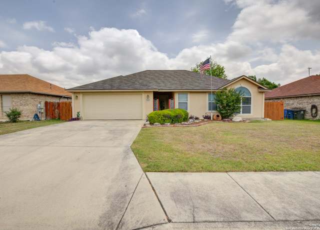 Property at 2127 Stonehaven, New Braunfels, TX 78130, 3 beds, 2 baths