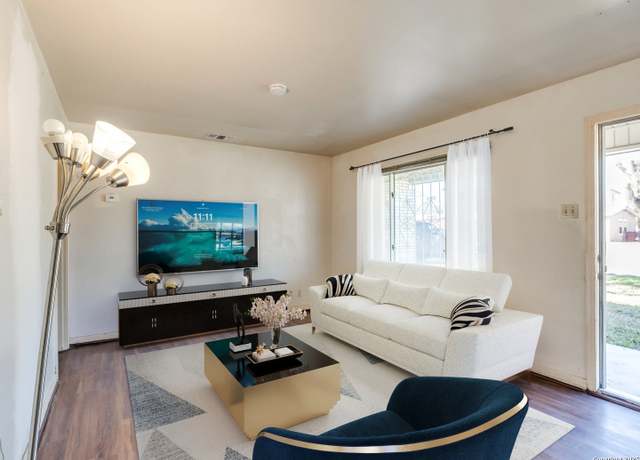 Property at 426 Edna Ave, San Antonio, TX 78220-1327, 3 beds, 1 bath