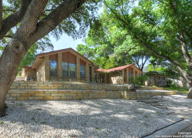 Property at 6022 Northgap St, Windcrest, TX 78239-2122, 3 beds, 2.5 baths
