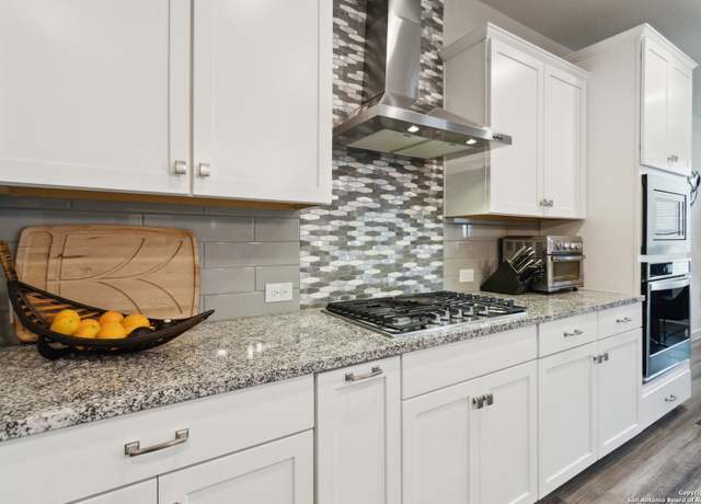 Property at 1512 Anhalt Rnch, New Braunfels, TX 78132, 3 beds, 2 baths