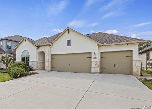 Property at 133 Maravillas, Boerne, TX 78006-3096, 3 beds, 2.5 baths