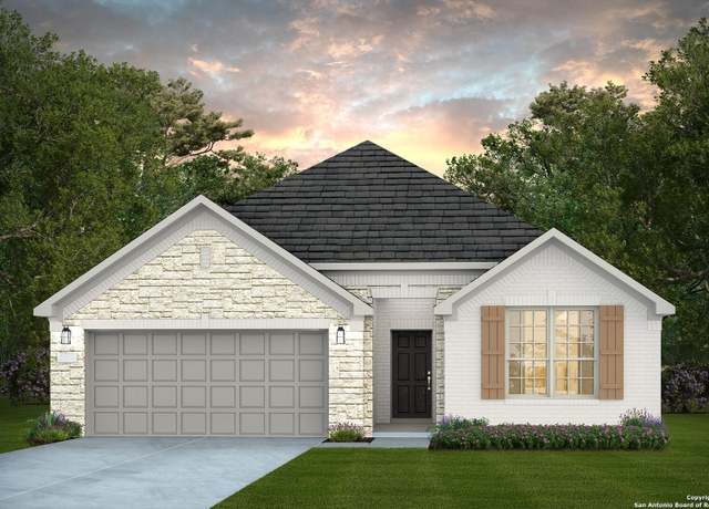 Property at 818 Pamplona Ln, New Braunfels, TX 78132, 3 beds, 2.5 baths