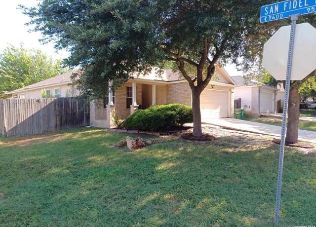 Property at 9431 Santa Fe Rdg, San Antonio, TX 78245, 4 beds, 2 baths