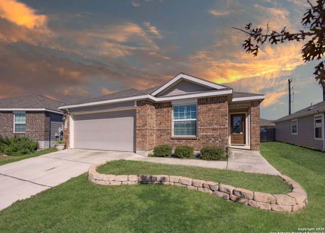 Property at 2925 Field Vw, New Braunfels, TX 78130, 4 beds, 5 baths