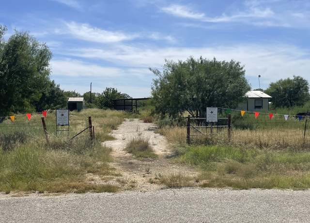 Property at 14150 Meadowview Dr, Lytle, TX 78052