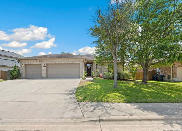 Property at 817 Walzem Msn, New Braunfels, TX 78132, 3 beds, 2 baths
