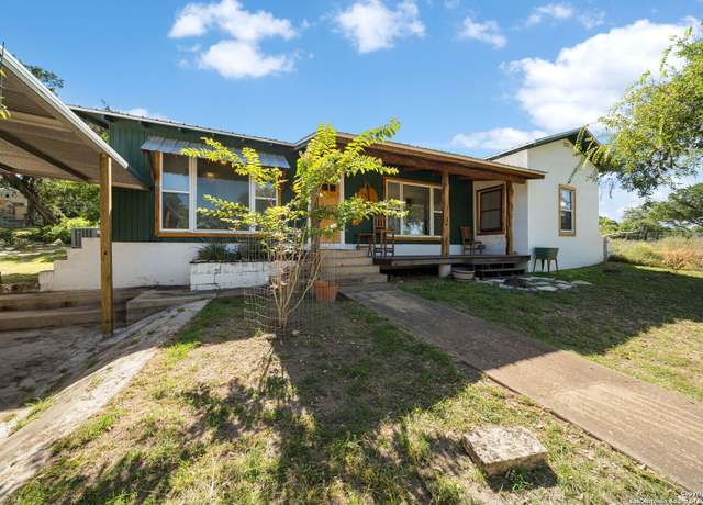 Property at 342 Cherokee Dr, Bandera, TX 78003, 2 beds, 2 baths