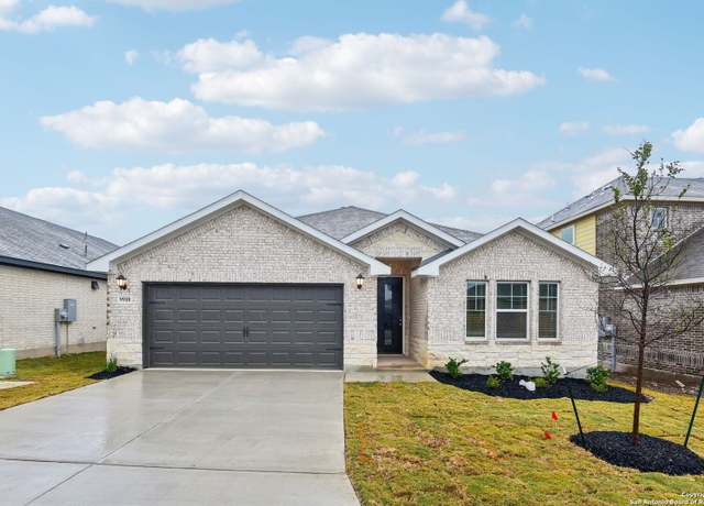 Property at 9910 Chestnut Walk, San Antonio, TX 78254, 4 beds, 3 baths