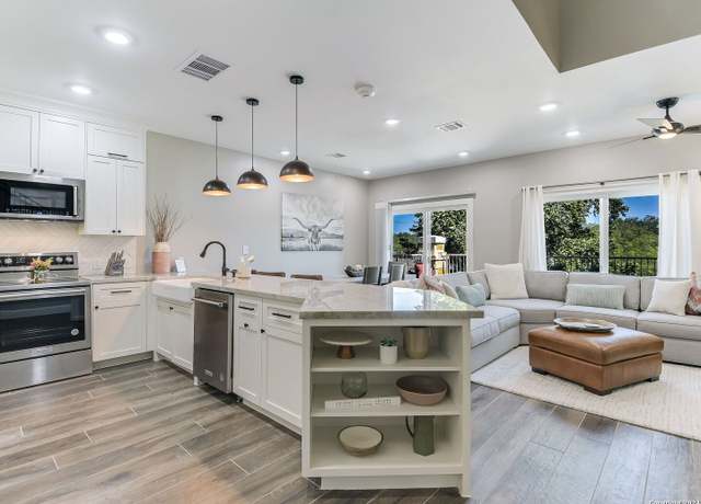 Property at 1228 Ervendberg Ave #304, New Braunfels, TX 78130-3314, 4 beds, 3.5 baths