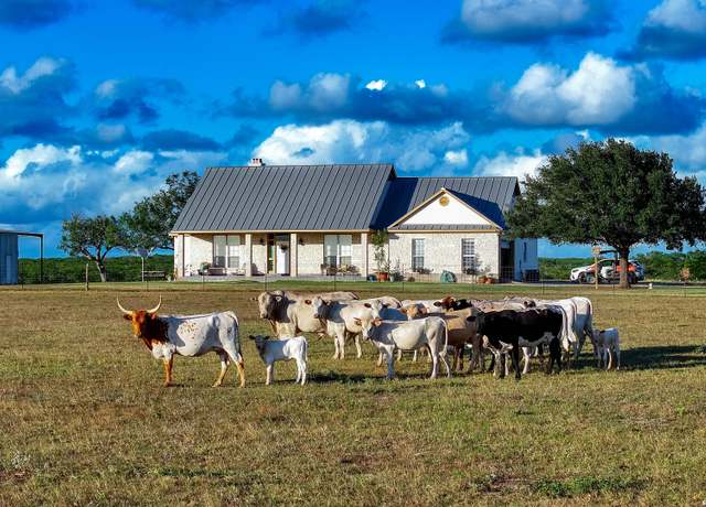 Property at 6402 County Road 345, Beeville, TX 78102, 3 beds, 3 baths