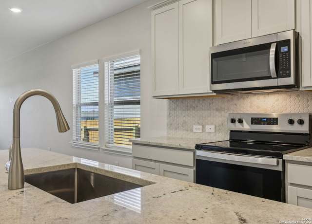 Property at 11522 Buffalo Grv, San Antonio, TX 78245, 4 beds, 2.5 baths