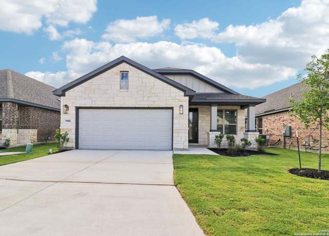 Property at 9908 Paladin Rdg, San Antonio, TX 78254, 3 beds, 2 baths