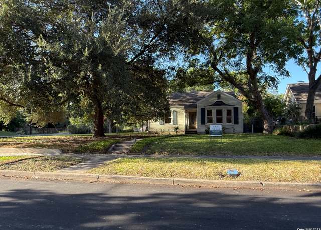 Property at 352 Cloverleaf, Alamo Heights, TX 78209, 2 beds, 2 baths