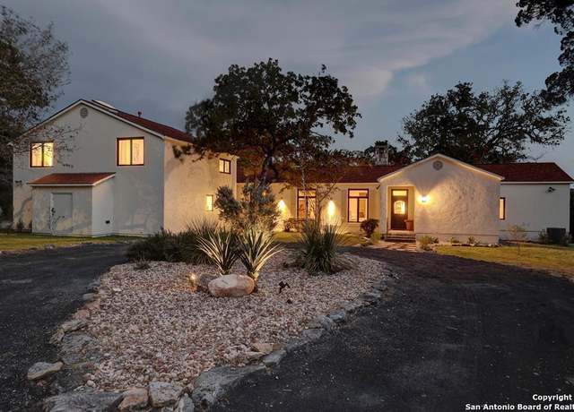 Property at 111 Mauk Rd, Ingram, TX 78025, 3 beds, 3.5 baths