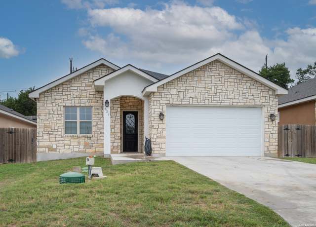 Property at 627 Hummingbird, Canyon Lake, TX 78133, 3 beds, 2 baths