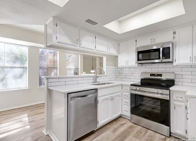 Property at 9326 Whisper Pt, San Antonio, TX 78240, 3 beds, 2 baths