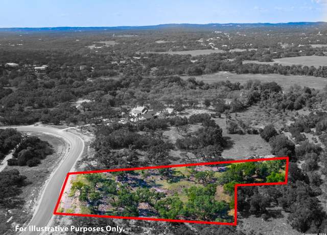 Property at 1918 Paradise Pkwy, Canyon Lake, TX 78133