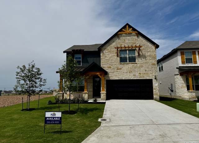 Property at 4002 Paddock Trl, Seguin, TX 78155, 4 beds, 2.5 baths