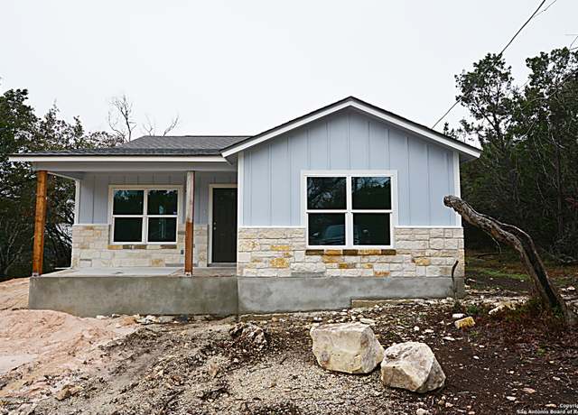 Property at 216 Remington Rd, Spring Branch, TX 78070, 3 beds, 2 baths