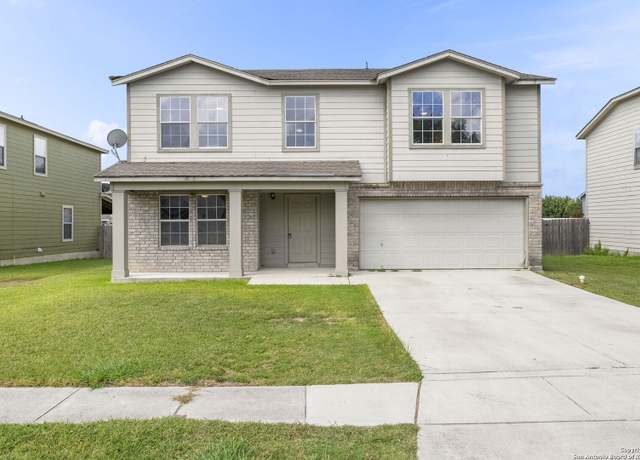 Property at 671 Northwest Crossing Dr, New Braunfels, TX 78130, 4 beds, 4 baths