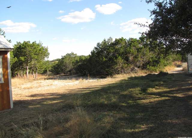 Property at 698 Panther Hollow Dr.bandera, Pipe Creek, TX 78063