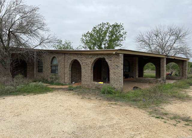 Property at TBD Windmill Rd H83s, TX, Uvalde, TX 78801, 4 beds, 2 baths