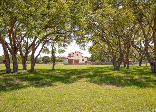 Property at 876 Horseshoe Fls, Bandera, TX 78003, 1 bed, 1 bath