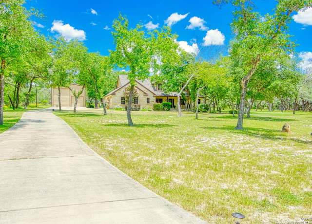 Property at 536 Rose Branch Dr, La Vernia, TX 78121-4767, 4 beds, 3.5 baths